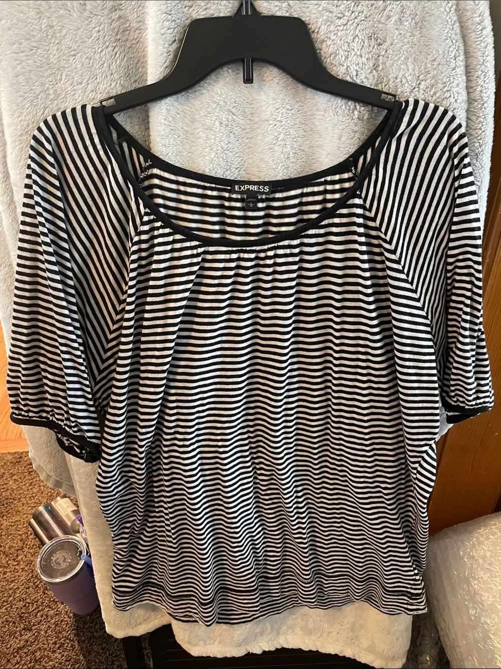 Express Black & White Striped Scoop Neck Short Sleeve Top